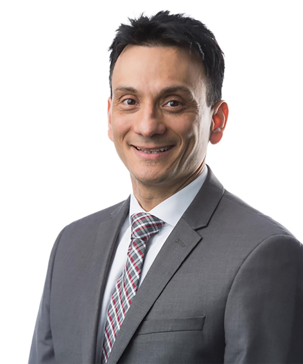 Angelo Manzo headshot